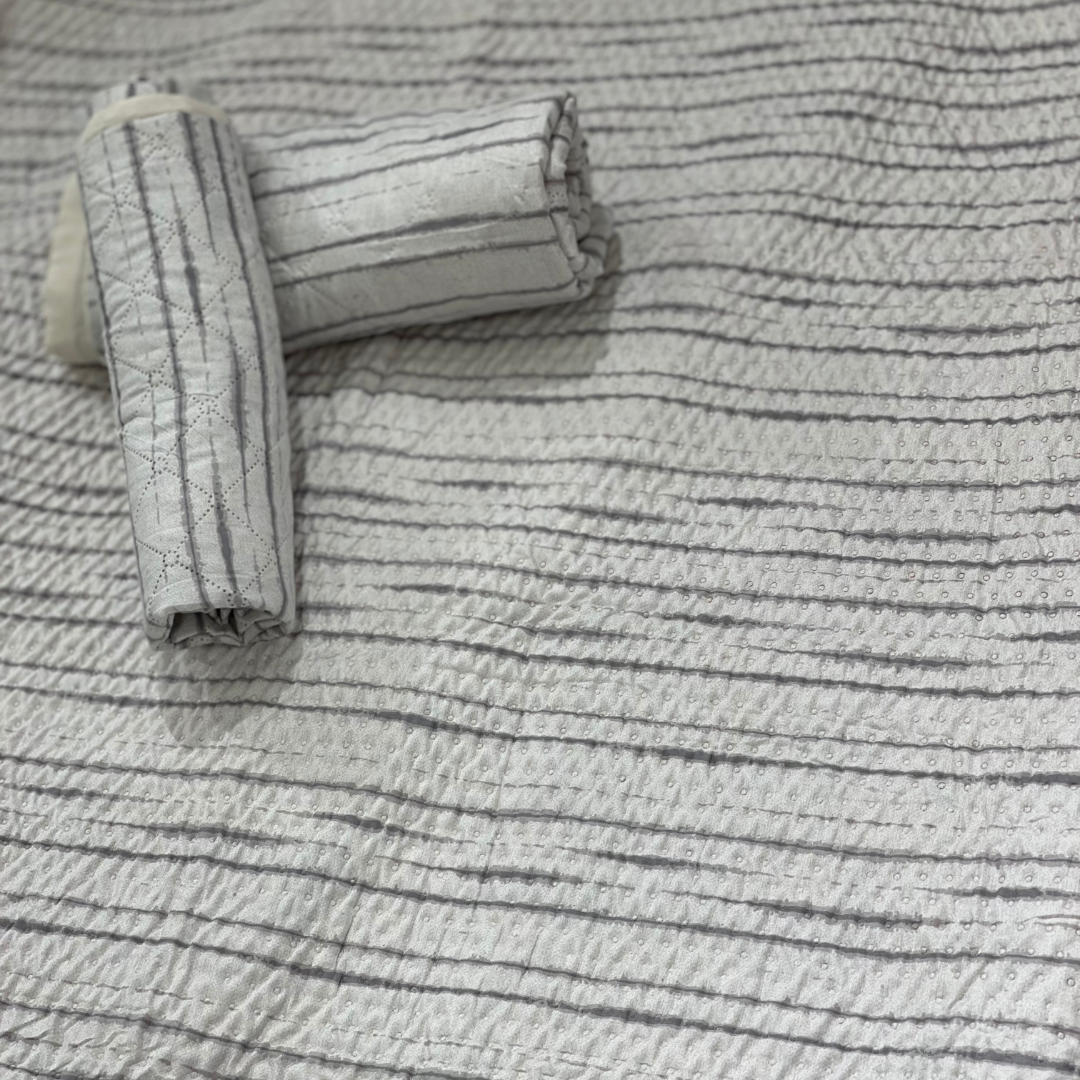 Bedspread with Matching Pillow Cover