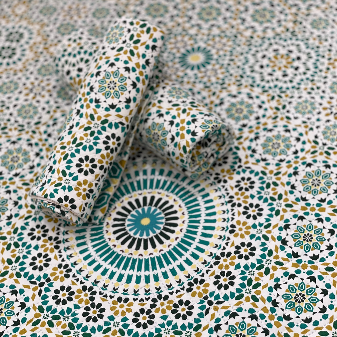 Bedspread with Matching Pillow Cover