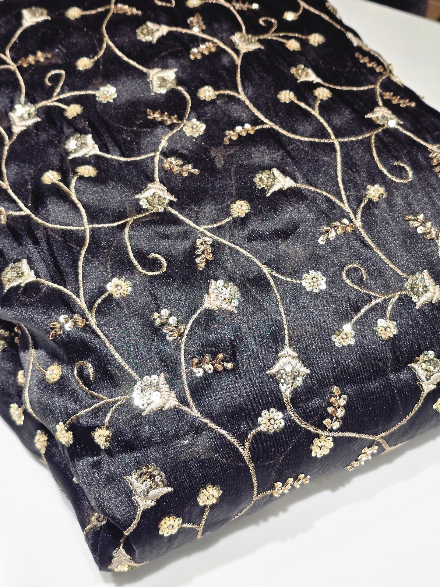 Chandania silk with jerry embroidery design